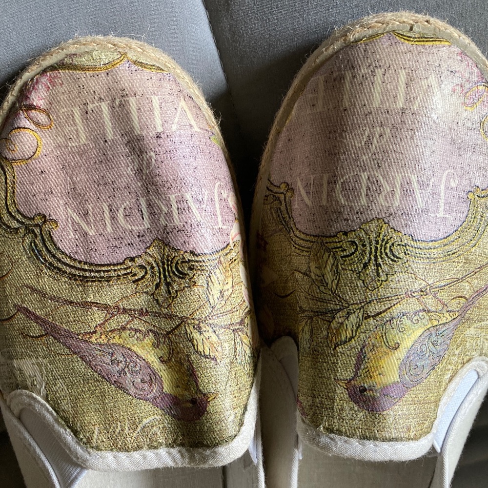 Lot of two pair summer Beach or vacation shoes